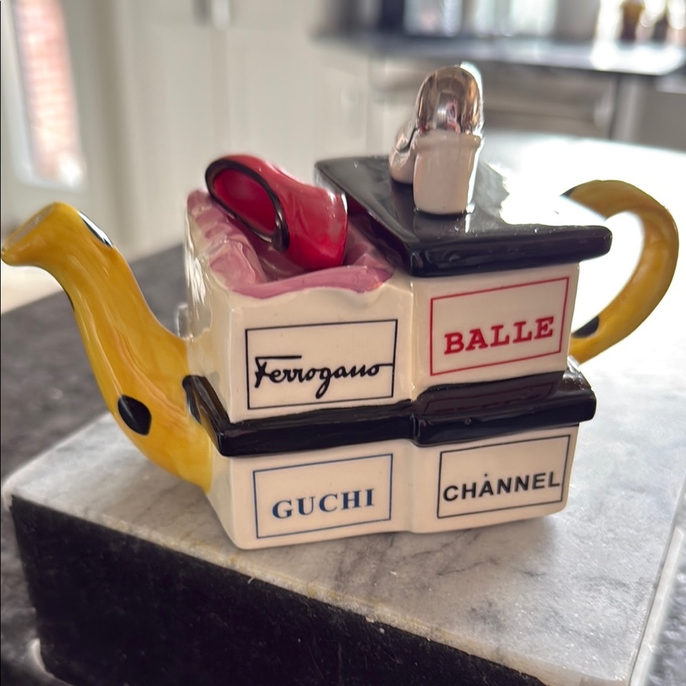 Limited edition Tony Carter Ceramic Teapot